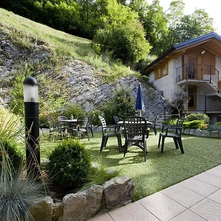 Room & Breakfast Ca Mea Dina Bezzecca Exterior photo